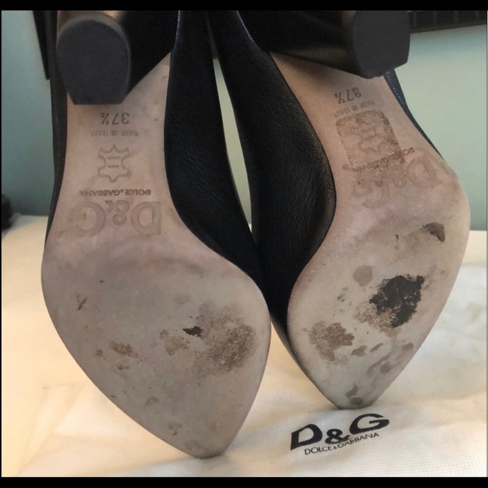 Shoes - Picture 4 of 5